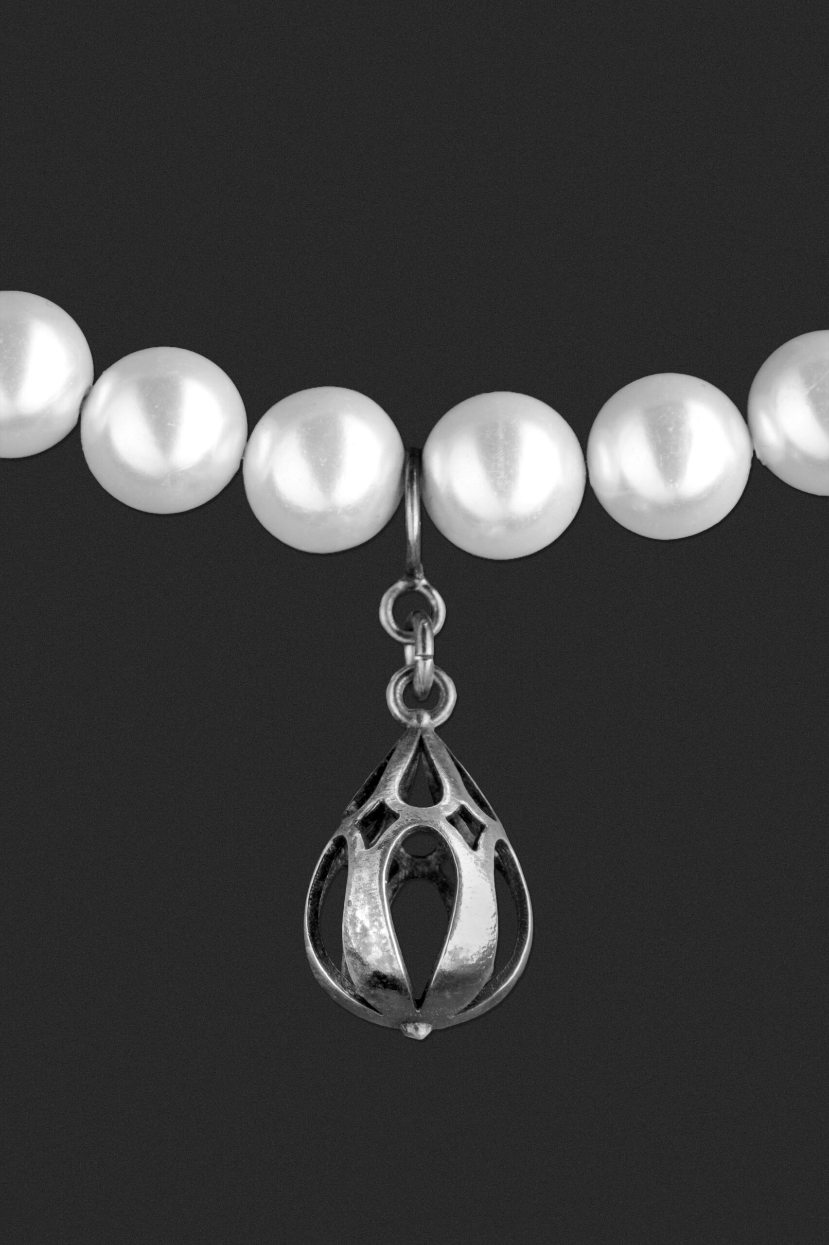 Pearl necklace - Image 3